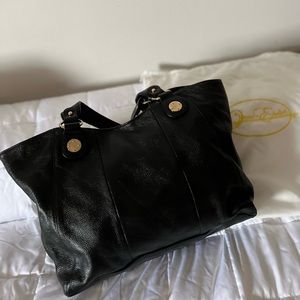 Onna purse. Excellent condition